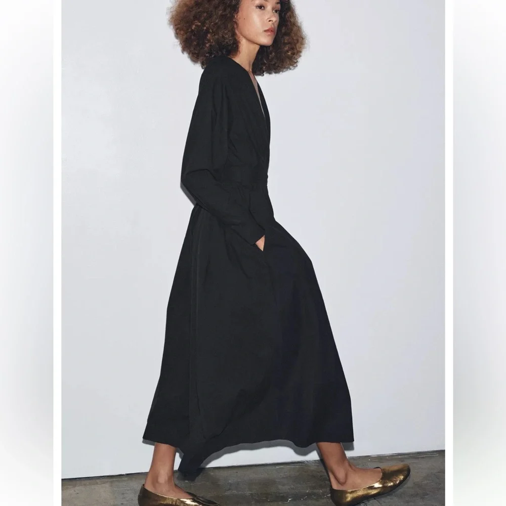 NWT Zara  Black Pleated Cotton Midi Dress With Belt